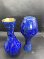 Vaas (2) - Mozaïek op brons - Paar lapis lazuli vazen