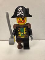 Lego MOC (Ma propre création) - Mega-Sized Lego-like Captain