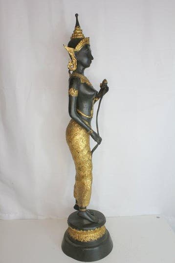 Grote Thaise tempeldanseres Apsara met lotus – bronzen –