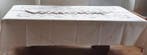 Groot tafelkleed met handgeborduurd borduurwerk en 12