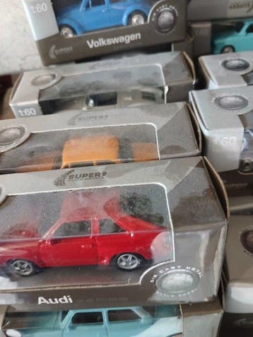 Welly 1:60 - Voiture miniature (39) - Assortiment de