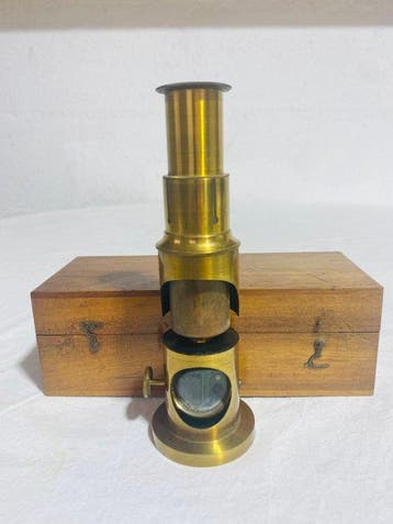 Microscope - optique de laboratoire , scientifique de, Collections