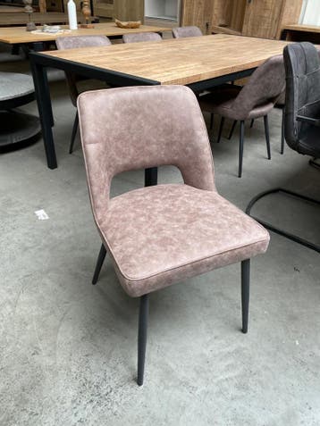 Eetkamerstoel Suus, kleur dure clay  (nieuw, outlet), Huis en Inrichting, Stoelen, Nieuw, Stof