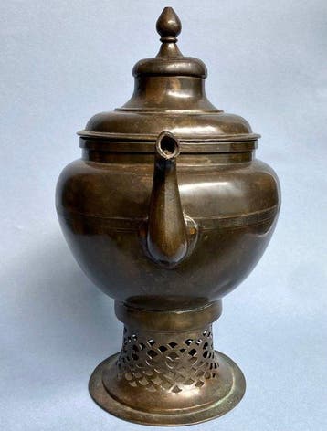 Grand samovar, théière cérémonielle en bronze, cuivre et