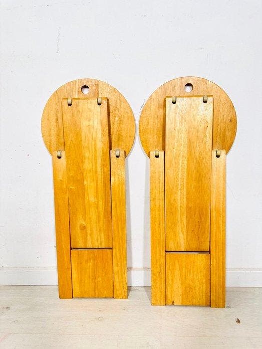 Kruk - Round X-Frame - Hout - Twee vintage opvouwbare, Antiek en Kunst, Kunst | Designobjecten