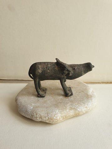 Nandi, heilige stier. - Brons - India - 18e-19e eeuw