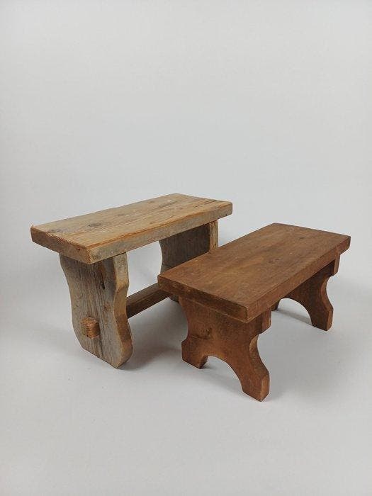 Set bijzettafels - Vurenhout - Twee pantentafels - Vintage, Antiek en Kunst, Kunst | Designobjecten