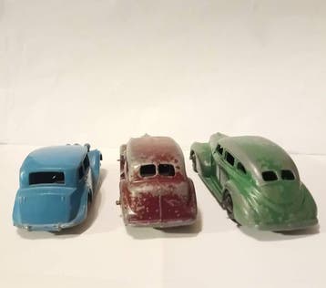 Dinky Toys 1:43 - Model sedan (3) - Triumph 1800 Saloon, Nieuw