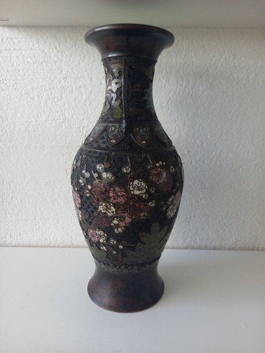 Vase balustre - Bronze, Emaux cloisonnés - Japon - Période, Antiek en Kunst, Antiek | Overige Antiek
