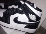 Nike - Air Jordan 1 Mid - Sneakers - Maat: EU 44 - Nieuw met, Kleding | Heren, Schoenen, Nieuw