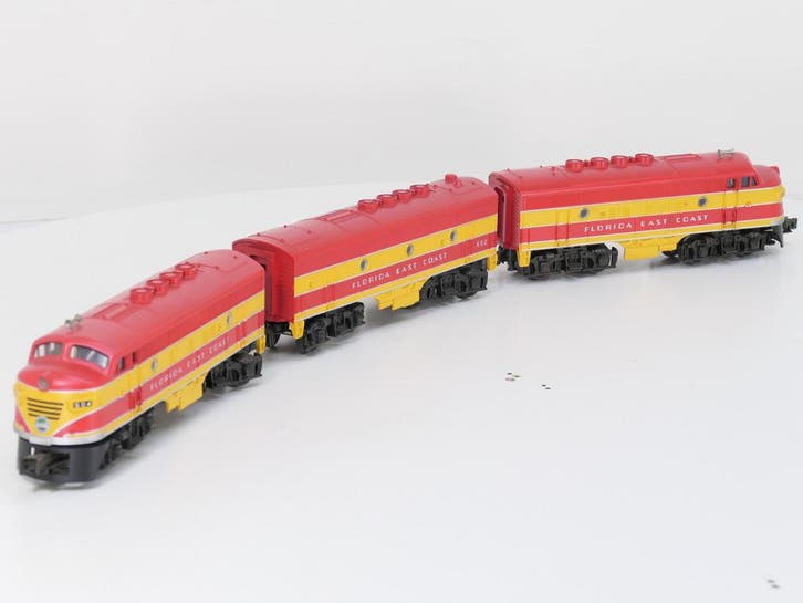 Schaal 0 RailKing RK-2007LP en RK-2012B dieseltreinstel 3..., Hobby en Vrije tijd, Modeltreinen | Overige schalen, Wisselstroom