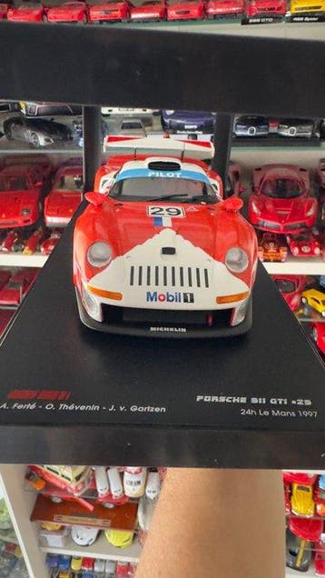 Werk83 1:18 - Modelauto - Porsche 911 GT1 #29 - 24 uur Le, Hobby & Loisirs créatifs