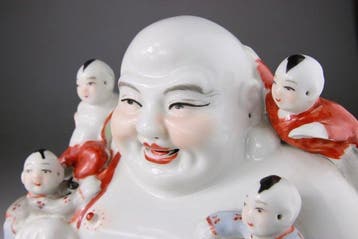 Lachende Boeddha Hotai in porselein - Merkteken - Famille