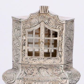 C.A. Bos & Zonen - Beeldje, Pronk kabinet - 11.5 cm - .835