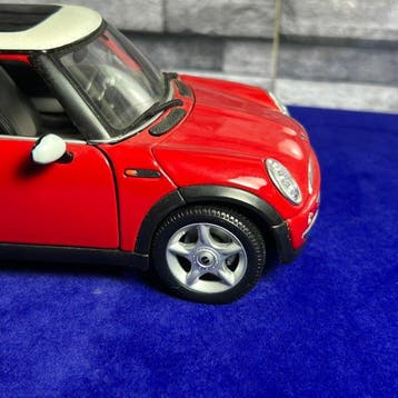 Maisto 1:18 - Modelauto - Maisto 1:18 Mini Cooper (Sun