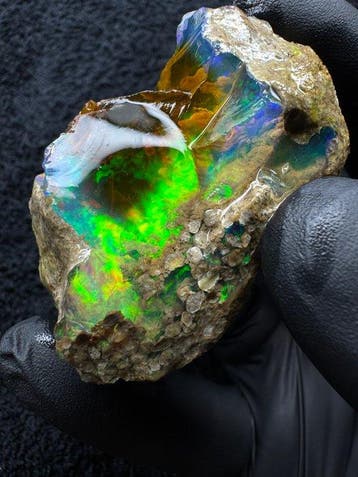 Opaal Ruw- 36.8 g, Verzamelen