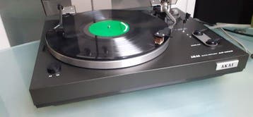 Akai - AP-100C semi-automatique à entraînement par courroie