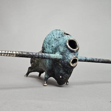 Dariusz Zielinski - The Bull - bronze sculpture)
