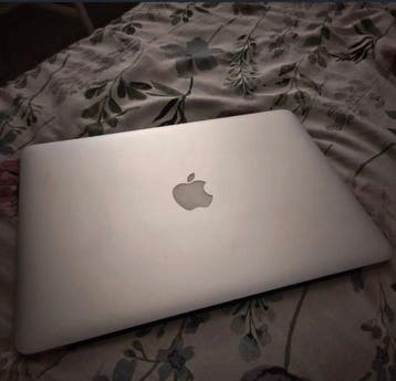 Apple MacBook Air (Retina, 13-inch, 2017) - Laptop (2) -, Nieuw