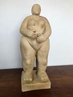 Statue, Vénus mère nature - 43.5 cm - Terre cuite - 1970