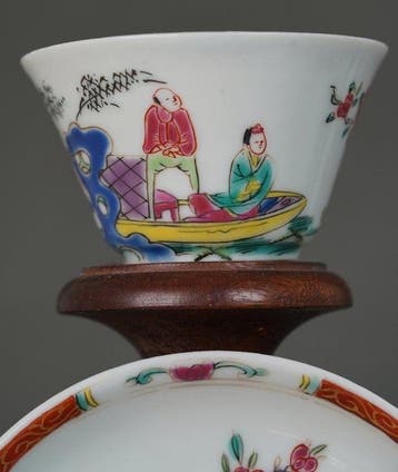 Qianlong (1735-1796) - Kop en schotel (2) - Man and Woman on