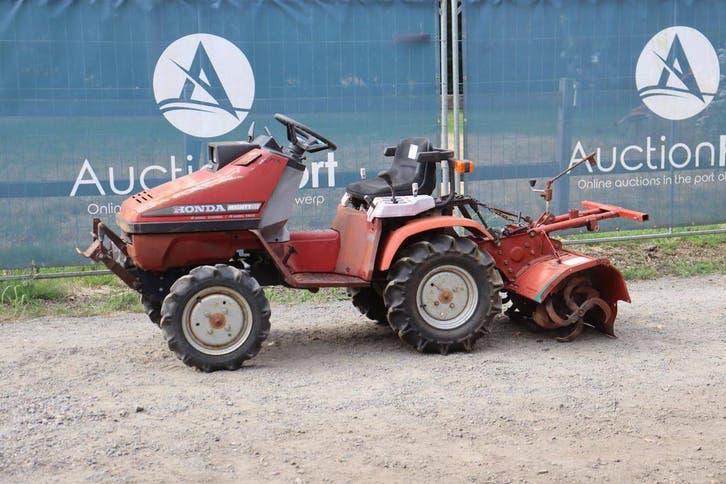 Veiling: Grondfrees Honda Mighty 11 Benzine 11pk met grondfr, Articles professionnels, Agriculture | Tracteurs, Enlèvement