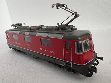 Fleischmann H0 - 1140 - Locomotive électrique (1) - Dans sa, Hobby en Vrije tijd, Nieuw