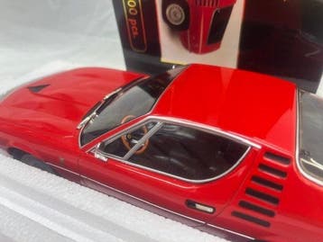 KK-Scale 1:18 - Modelauto - Alfa Romeo Montreal 1970, Nieuw