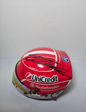 Ferrari - Charles Leclerc - 2025 - Schaal 1:2 helm, Verzamelen, Nieuw