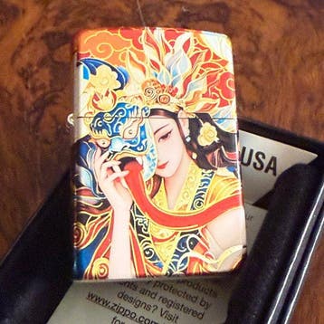 Zippo - Belleza tradicional con máscara de león guardián -