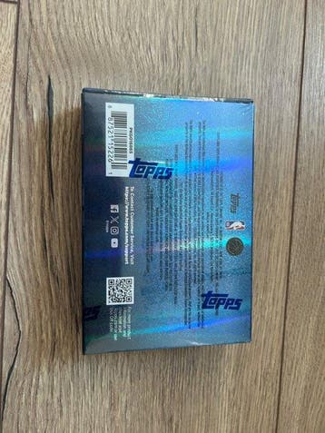 2025/26 Topps Chrome Carte dédicacée, Carte Rookie avec
