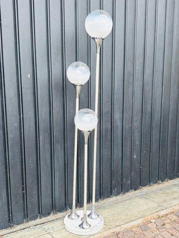 Staande lamp - Opaline glas - Vloerlamp, Antiek en Kunst, Antiek | Verlichting