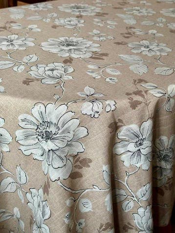 Tafellaken met bloemenprint in natuurlijke tinten voor brede
