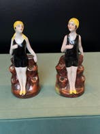Beeldje - Beautiful Bathing Beauty (2) - Porselein, Keramiek