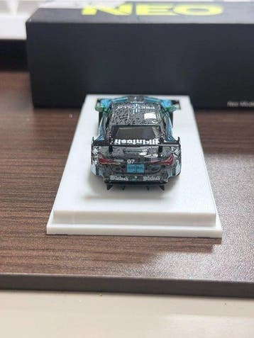 Neo Model 1:64 - Modelauto - BMW M4 GT3
