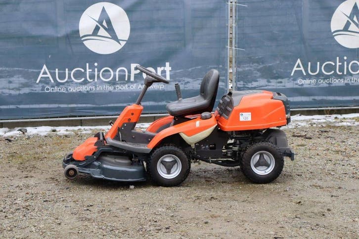 Veiling: Zitmaaier Husqvarna R216 AWD Benzine 12.8kW 2016, Jardin & Terrasse, Tondeuses autoportées, Enlèvement
