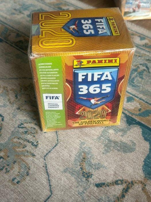 2020 Panini FIFA 365 Originele verpakking - 1 Sealed box -, Collections, Autocollants