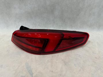 BMW 2 F44 Gran Coupe rechter achterlicht LED Europa, Verzenden, Gebruikt