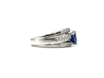 Ring - 18 karaat Witgoud - 1.00ct. tw. Saffier - Diamant