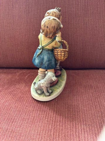 Goebel - Figurine - Drie kinderen met hond - TMK6 -