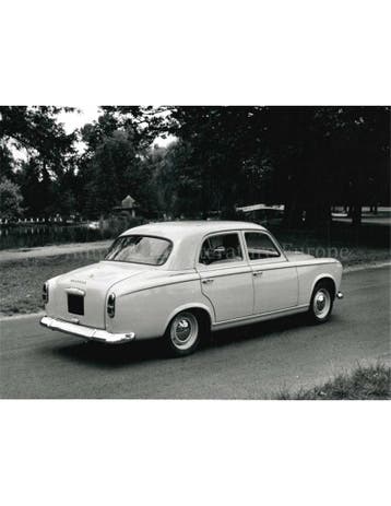 1958 PEUGEOT 403 BERLINE PERSFOTO