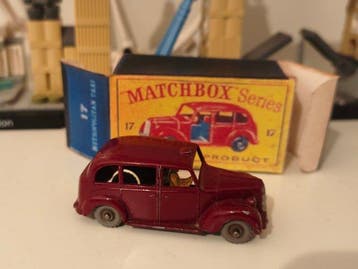 Matchbox 1:64 - Voiture miniature - Austin Metropolitan Taxi
