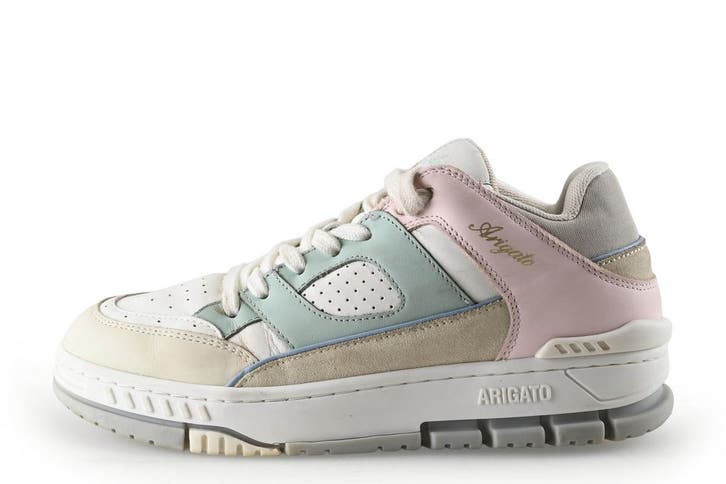 Axel Arigato Sneakers in maat 39 Beige, Vêtements | Femmes, Chaussures, Envoi