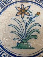 Carreau - Narcis - Delft - 1600-1650 - Carreau polychrome, Antiquités & Art
