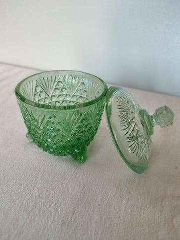 Bonbonnière / sucrier Art Déco en verre d’ouraline – décor