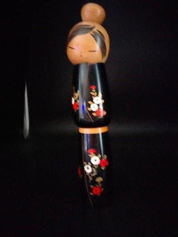 Suigai Sato - Beeldje, prachtige grote vintage kokeshi /