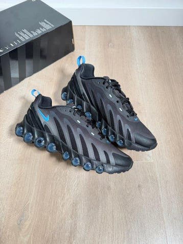 Nike - Sneakers - Maat: EU 42.5 - Nieuw met tags