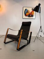 Vitra - Jean Prouvé - Fauteuil - Metaal, Leder, Textiel, Antiek en Kunst