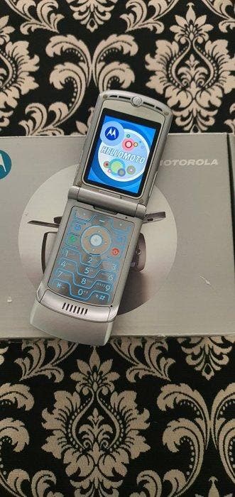 Motorola V3 - Mobiele telefoon - In originele verpakking, Nieuw