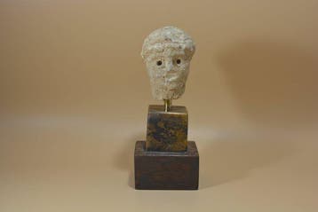 Gallo-Romeinse kalksteen Hoofd van een jeugdige figuur -